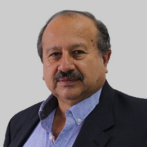 Dr. Héctor Mora Páez